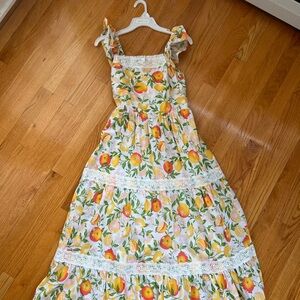 Rachael Zoe mommy Print Tiered Maxi Dress in White & Yellow